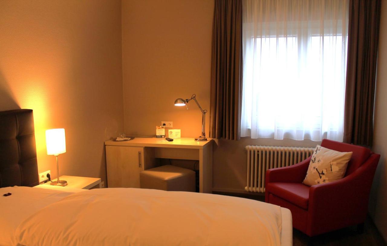 Hotel Westerfeld Hemmingen  Bagian luar foto
