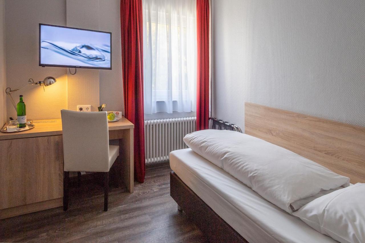Hotel Westerfeld Hemmingen  Bagian luar foto