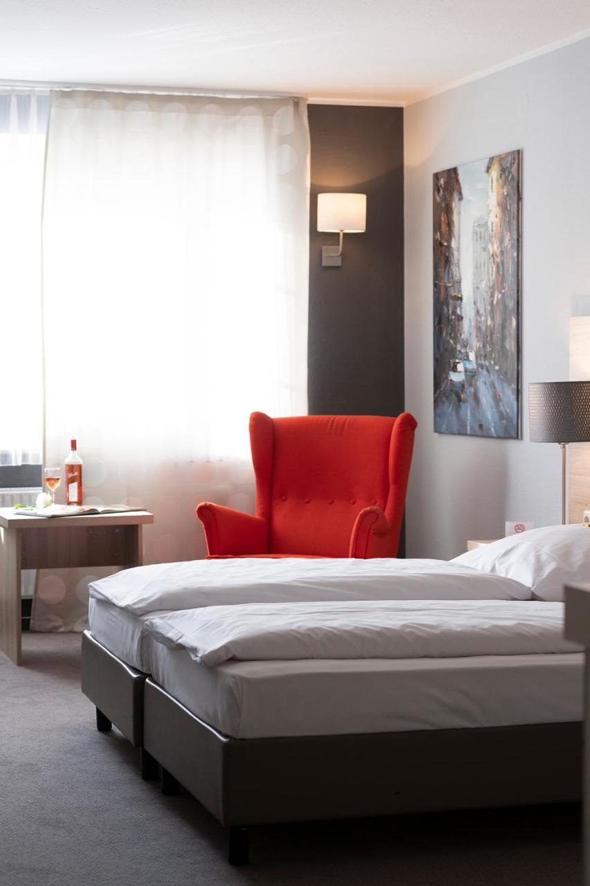 Hotel Westerfeld Hemmingen  Bagian luar foto