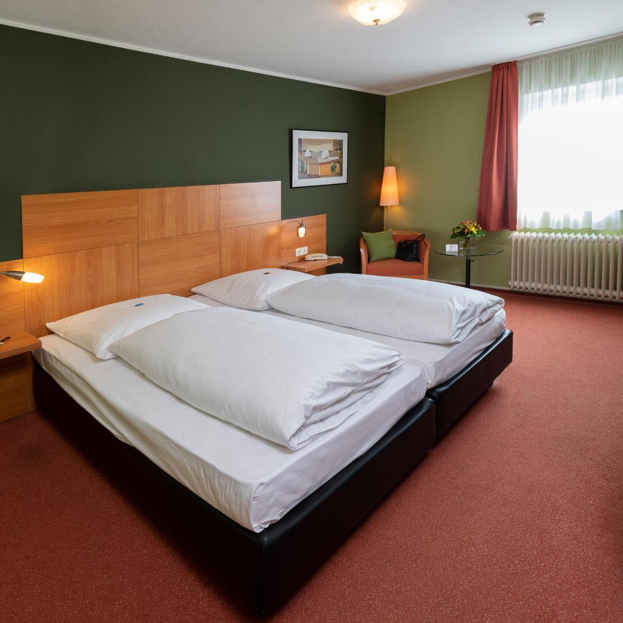 Hotel Westerfeld Hemmingen  Bagian luar foto
