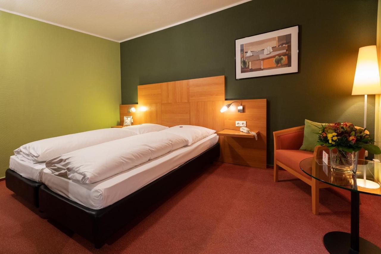 Hotel Westerfeld Hemmingen  Bagian luar foto